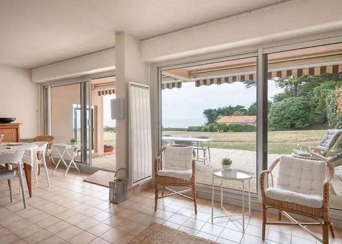 Rez-de-terrasse Face Pour 4 Personnes بورنيك