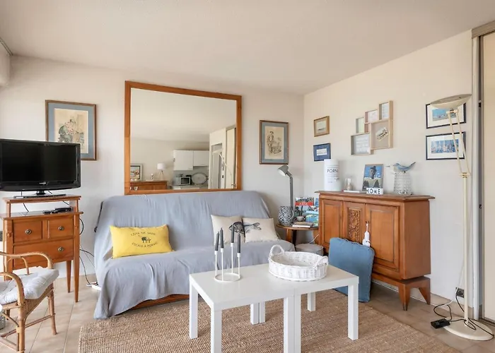 شقة Rez-de-terrasse Face Pour 4 Personnes بورنيك